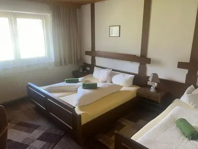 Ein Bett oder Betten in einem Zimmer der Unterkunft Apart Bergblick
