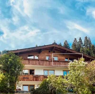 Das Gebäude in dem sich die Ferienwohnung befindet