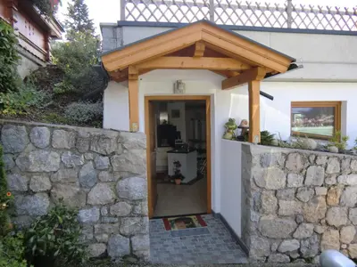 Das Gebäude in dem sich die Ferienwohnung befindet