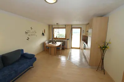 Ein Sitzbereich in der Unterkunft Fehlehof