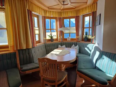 Ein Sitzbereich in der Unterkunft Apartment Kerer