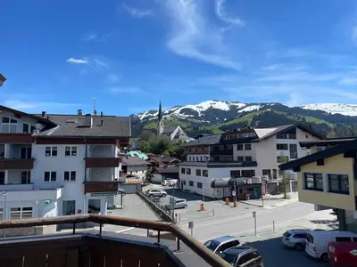 Ein allgemeiner Bergblick oder ein Berglick von der Ferienwohnung aus