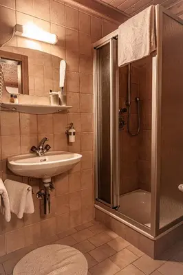 Ein Badezimmer in der Unterkunft Gästehaus Einödberg
