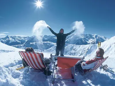 Stylish Flats in Uderns near Ski Lift im Winter