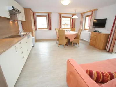 TV/Unterhaltungsangebot in der Unterkunft Stylish Flats in Uderns near Ski Lifts