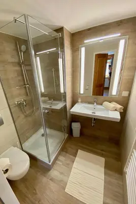 Ein Badezimmer in der Unterkunft Neuwalder
