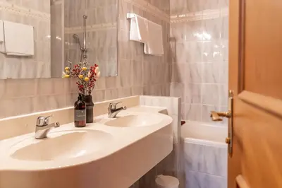 Ein Badezimmer in der Unterkunft Haus Garden