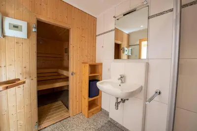 Ein Badezimmer in der Unterkunft Duxeranger A Top 1
