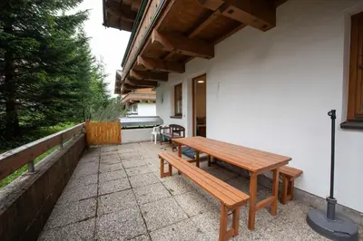 Ein Balkon oder eine Terrasse in der Unterkunft Chalet Alpine Royal B Top 20