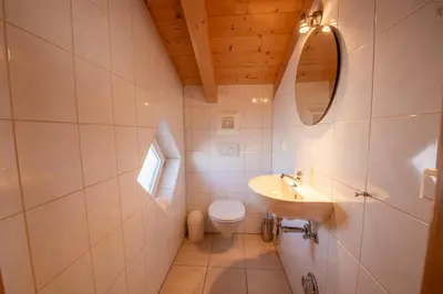 Ein Badezimmer in der Unterkunft Haus 130 Top 3