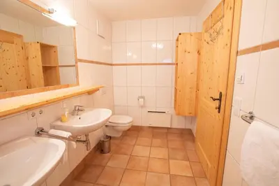 Ein Badezimmer in der Unterkunft Almhäuser Filzsteinalpe Almhaus 205