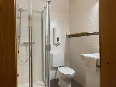Ein Badezimmer in der Unterkunft Haus Hölzlbauer Top 4