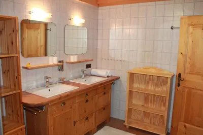 Ein Badezimmer in der Unterkunft Schwabenhütte Top 1