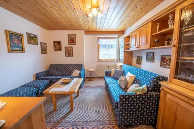 Ein Sitzbereich in der Unterkunft Chalet Alpine Royal A Top 2