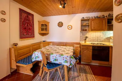 Küche/Küchenzeile in der Unterkunft Chalet Alpine Royal A Top 2