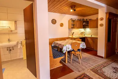 Küche/Küchenzeile in der Unterkunft Chalet Alpine Royal A Top 2