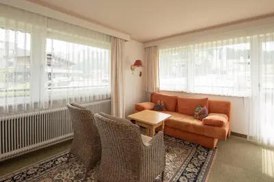 Ein Sitzbereich in der Unterkunft Haus Elisabeth Top 108