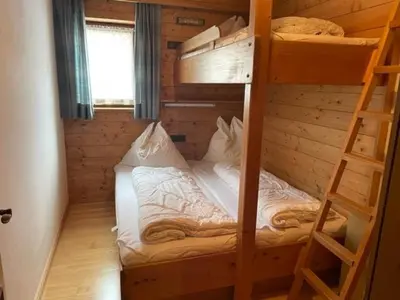 Ein Bett oder Betten in einem Zimmer der Unterkunft Haus Hölzlbauer Top 17