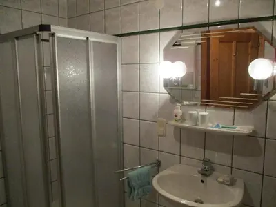Ein Badezimmer in der Unterkunft Haus 33 Top 1