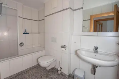 Ein Badezimmer in der Unterkunft Duxeranger B Top 4