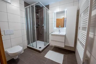 Ein Badezimmer in der Unterkunft Haus 34 Top 2