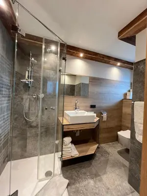 Ein Badezimmer in der Unterkunft Schusterhof