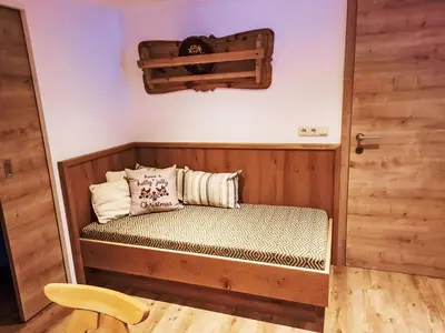 Ein Bett oder Betten in einem Zimmer der Unterkunft Apartment Althaus 1 by Interhome