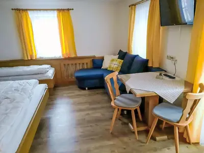 Ein Bett oder Betten in einem Zimmer der Unterkunft Apartment Althaus 1 by Interhome