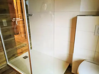 Ein Badezimmer in der Unterkunft Apartment Althaus by Interhome
