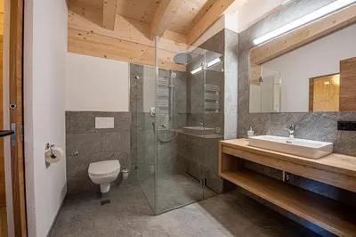 Ein Badezimmer in der Unterkunft AppartMO 243 Top 5