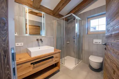 Ein Badezimmer in der Unterkunft Filzsteinresort Chalets - Chalet 238