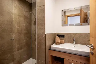 Ein Badezimmer in der Unterkunft Haus Boarbauer