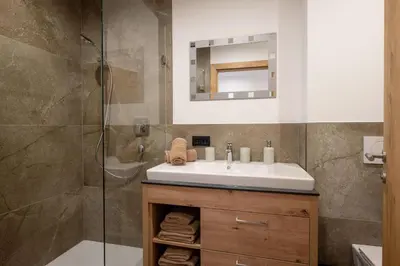 Ein Badezimmer in der Unterkunft Haus Boarbauer
