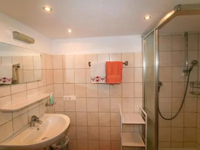 Ein Badezimmer in der Unterkunft Holiday Home Margit by Interhome