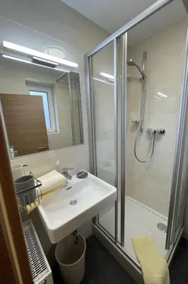 Ein Badezimmer in der Unterkunft Holiday Home Penz by Interhome