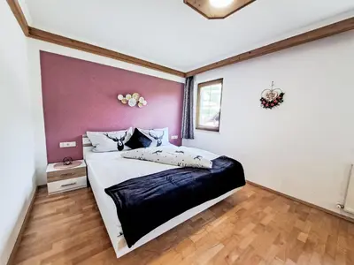 Ein Bett oder Betten in einem Zimmer der Unterkunft Apartment Kröll beim Geislerhof by Interhome