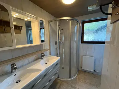 Ein Badezimmer in der Unterkunft Zell Views Apartments