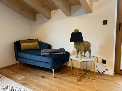 Ein Sitzbereich in der Unterkunft Chalet Maris