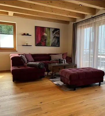 Ein Sitzbereich in der Unterkunft Chalet Maris