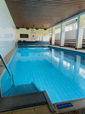 Der Swimmingpool an oder in der Nähe von Casa Alpina Top 33