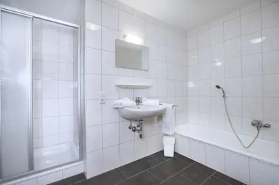 Ein Badezimmer in der Unterkunft Schöneben Chalet Hohe Schwalbe