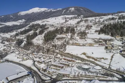 Schöneben Haus Alpenglöckchen im Winter