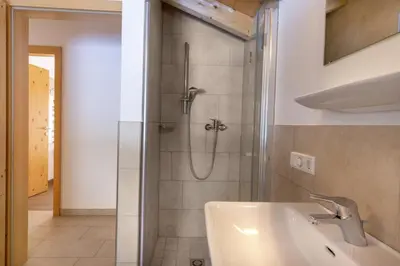 Ein Badezimmer in der Unterkunft Schöneben Haus Anemone
