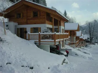 Schöneben Berghütte im Winter