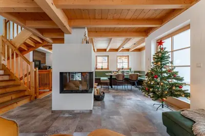 Ein Sitzbereich in der Unterkunft Schöneben Chalet Op 't Suyden
