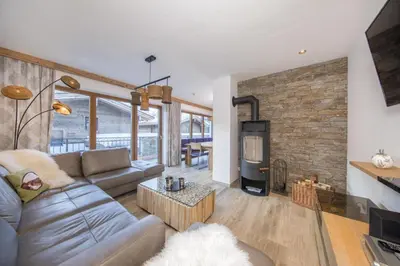 Ein Sitzbereich in der Unterkunft Nationalpark Chalet Rauhkopf