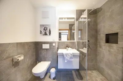 Ein Badezimmer in der Unterkunft Nationalpark Chalet Mittereggspitze
