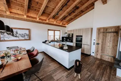 Küche/Küchenzeile in der Unterkunft Nationalpark Chalet Kleinvenediger