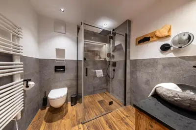 Ein Badezimmer in der Unterkunft Nationalpark Chalet Kleinvenediger