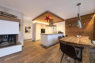 Küche/Küchenzeile in der Unterkunft Nationalpark Chalet Lasörling
